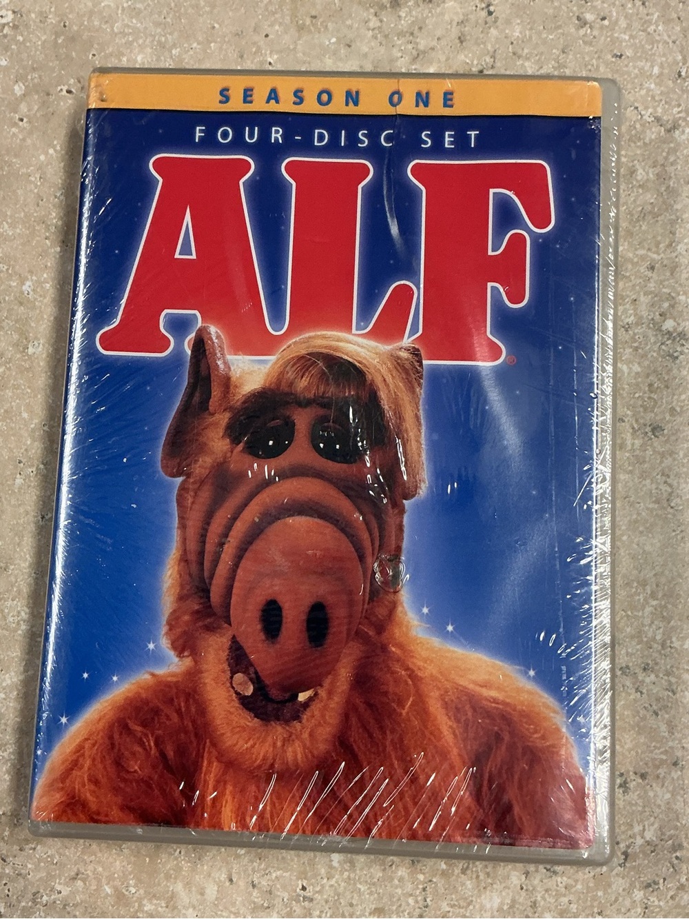 ALF The COMPLETE FIRST SEASON 1 on a 4 DVD of CLASSIC Vtg. COMEDY TV Show SERIES